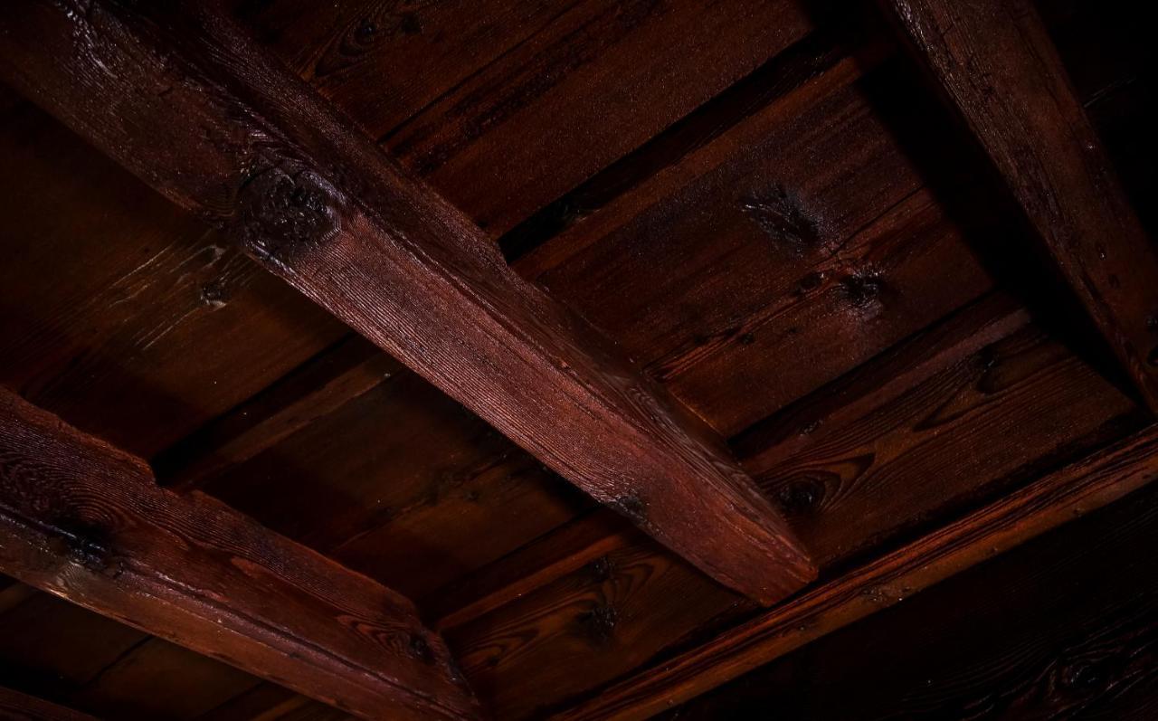 Casa Del Pittore - Elegante Appartamento Del 1200 - Centro Storico Como Exterior foto